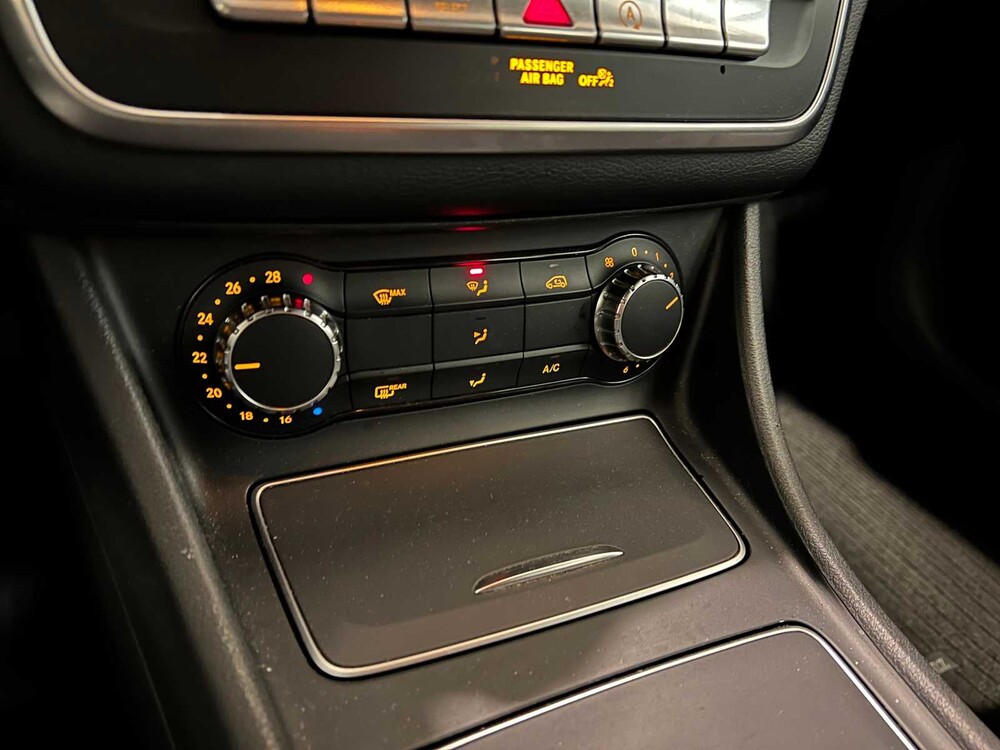 Mercedes-Benz CLA200d Business Solution 136PS 2018 CLA Klasse Shooting Brake, X-716-ZH