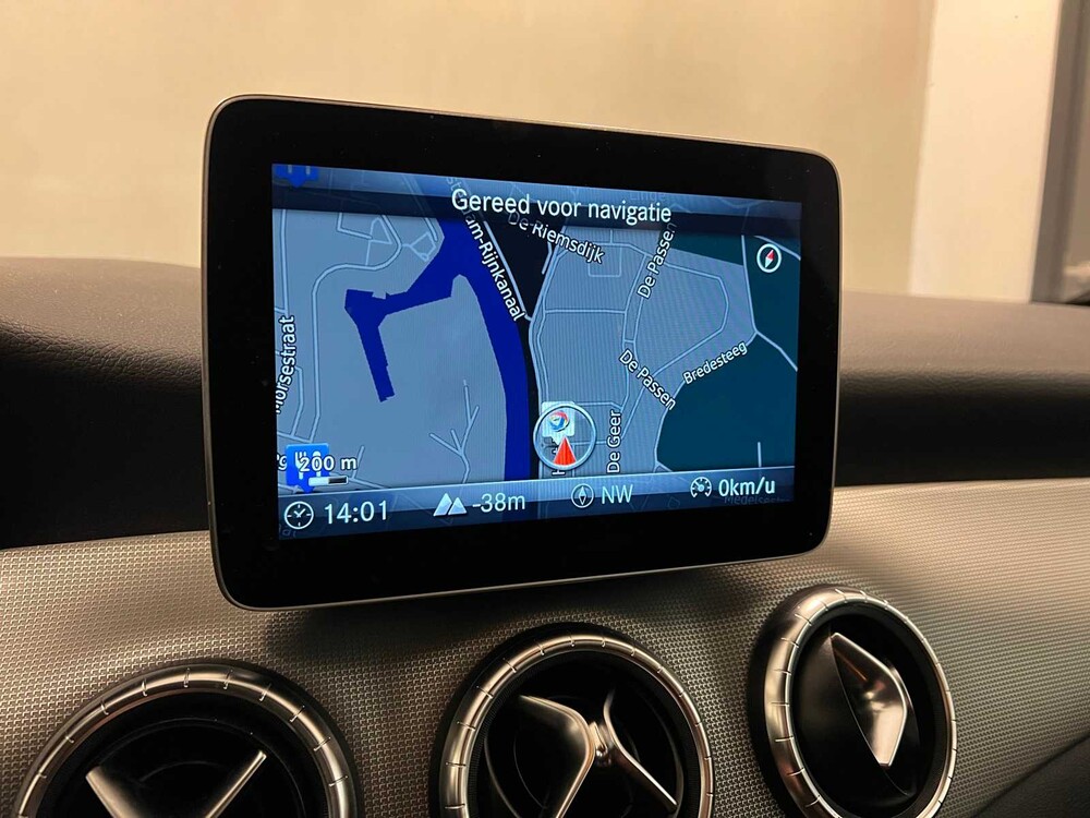 Mercedes-Benz CLA200d Business Solution 136PS 2018 CLA Klasse Shooting Brake, X-716-ZH