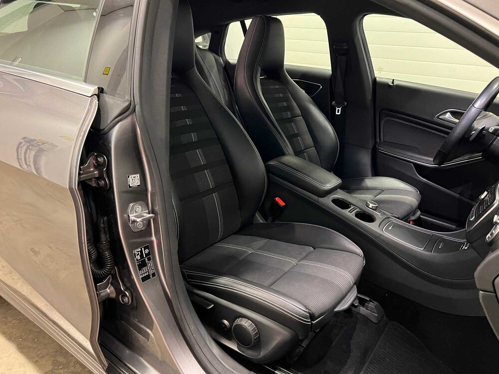 Mercedes-Benz CLA200d Business Solution 136PS 2018 CLA Klasse Shooting Brake, X-716-ZH