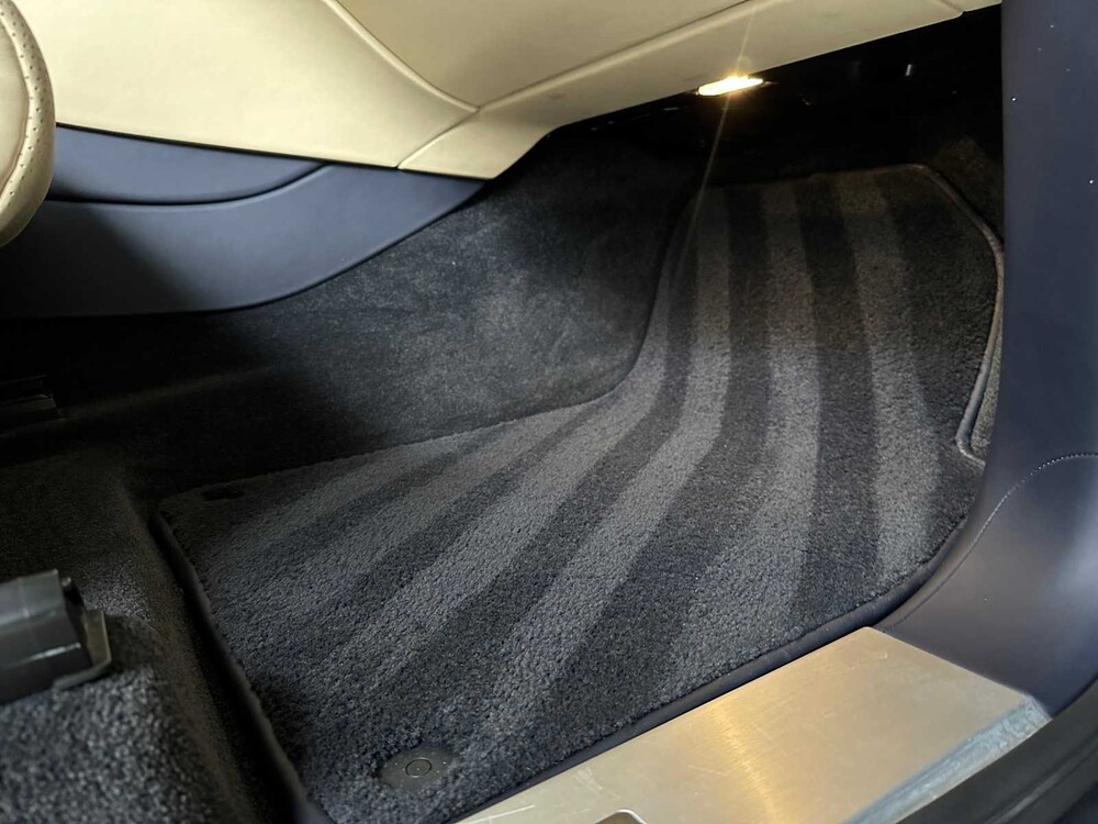 Bentley Bentayga 6.0 W12 608pk 2016, H-019-FX