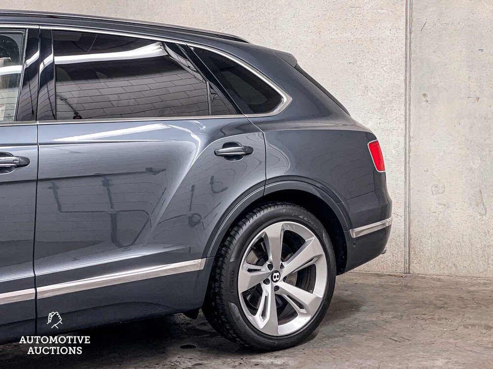 Bentley Bentayga 6.0 W12 608pk 2016, H-019-FX