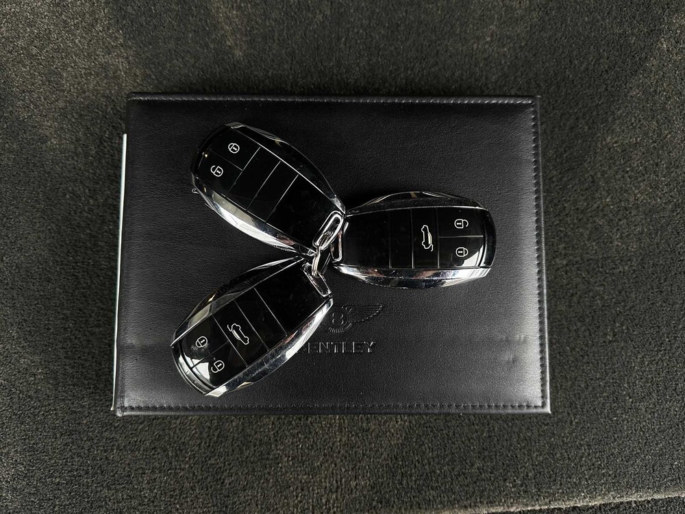 Bentley Bentayga 6.0 W12 608pk 2016, H-019-FX