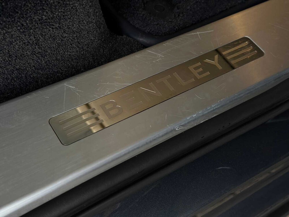 Bentley Bentayga 6.0 W12 608pk 2016, H-019-FX