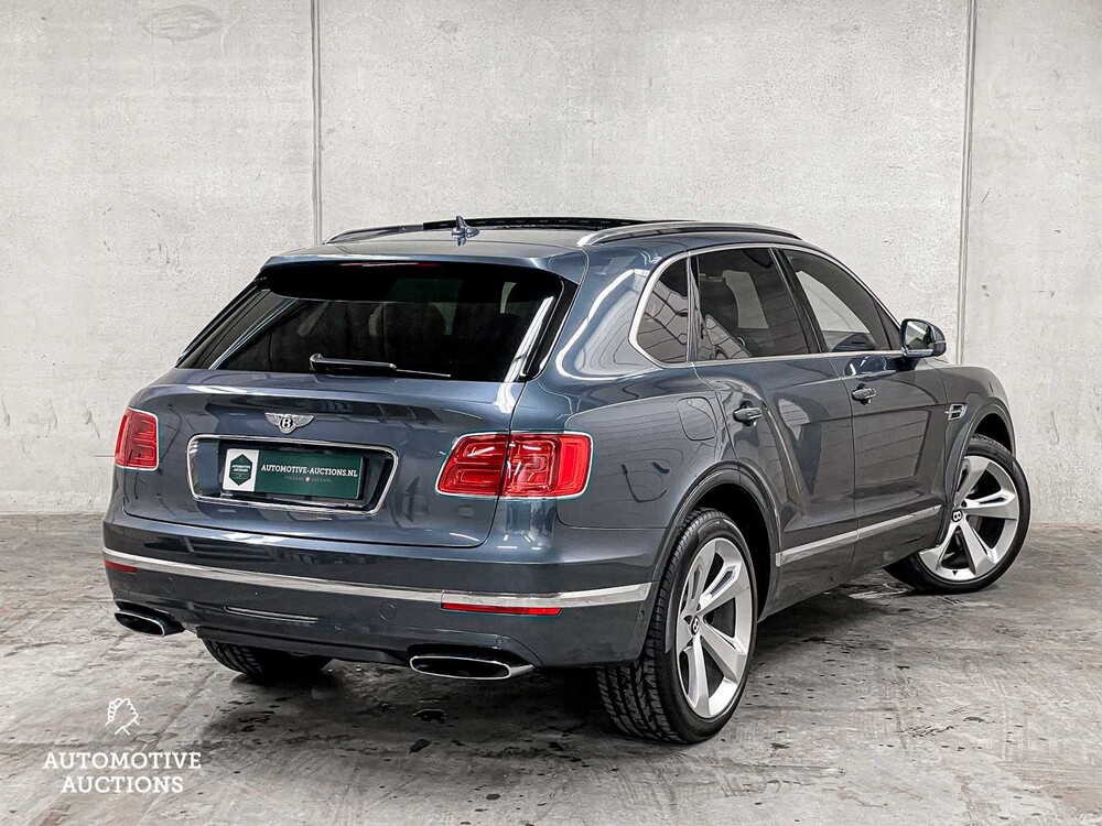 Bentley Bentayga 6.0 W12 608pk 2016, H-019-FX