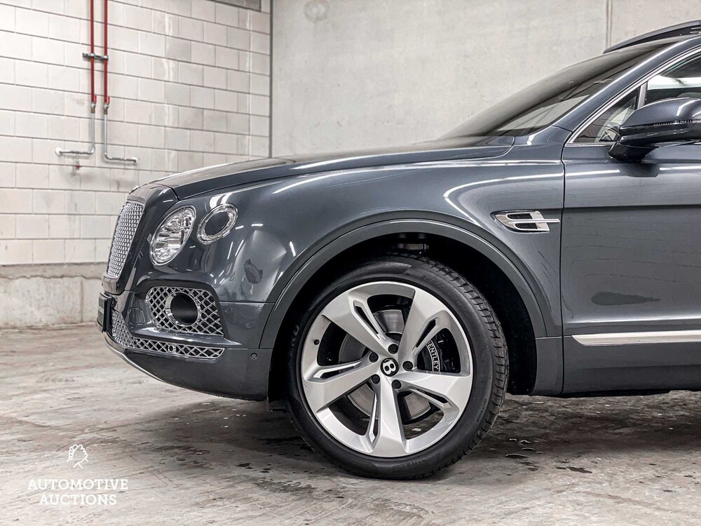 Bentley Bentayga 6.0 W12 608pk 2016, H-019-FX