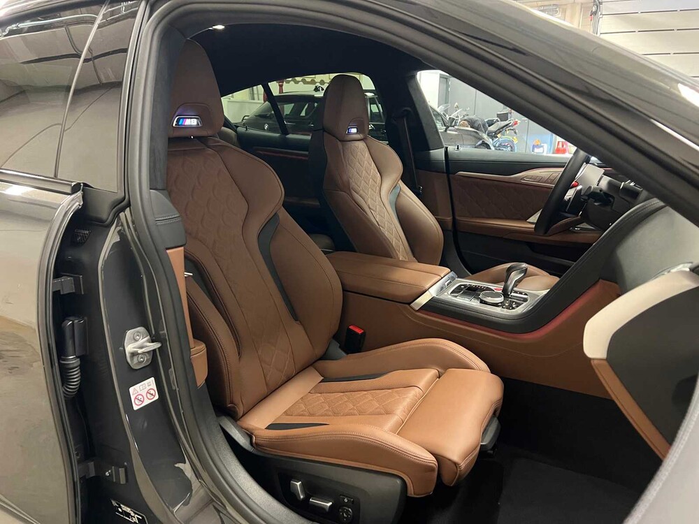 BMW M8 Competition Gran Coupé 625pk -CARBON- 2023 ORIG-NL, S-676-PG