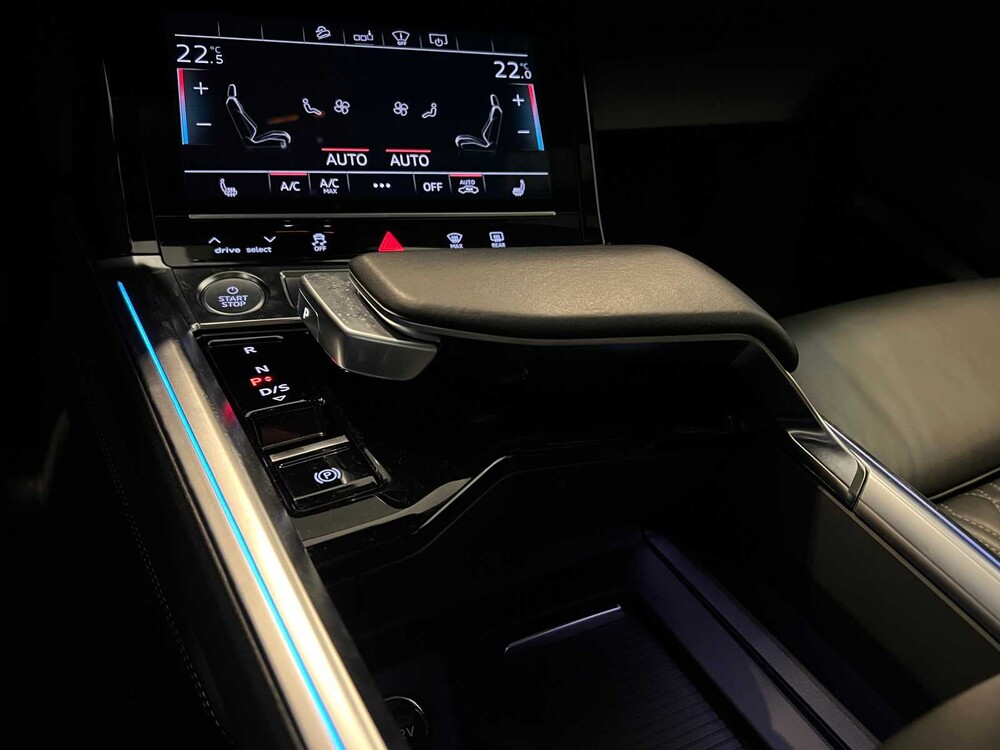 Audi E-Tron Sportback 55 S-Line Quattro Business Edition 408pk 2020, J-840-RD