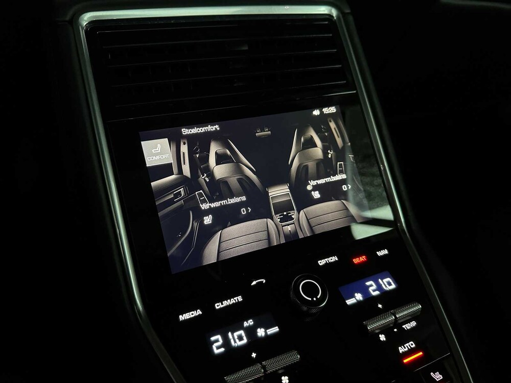 Porsche Panamera 4S 4.0 V8 422pk Sport-Chrono 2016