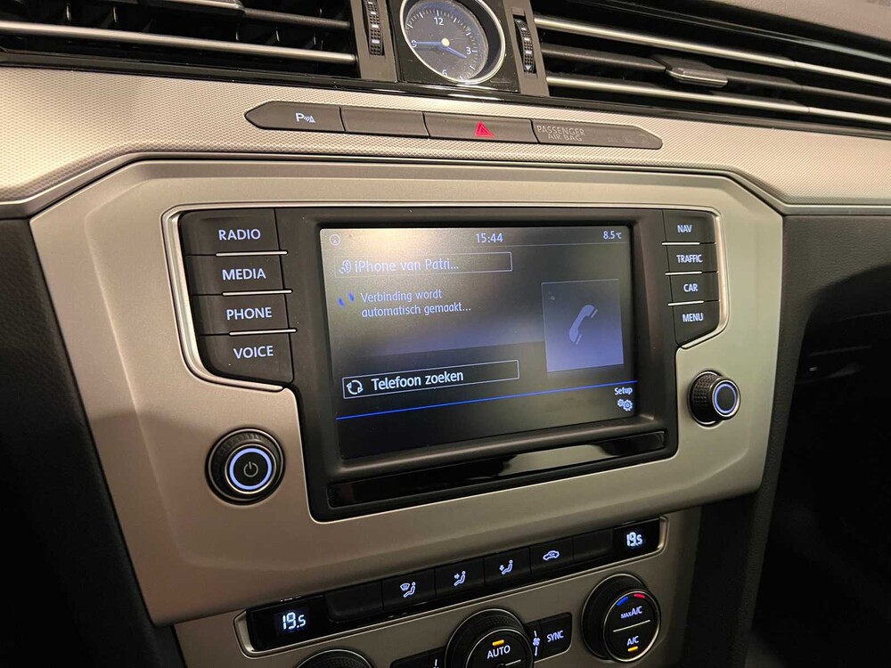 Volkswagen Passat Variant 1.6 TDI Connected Series Plus 120PS 2017, L-560-SZ