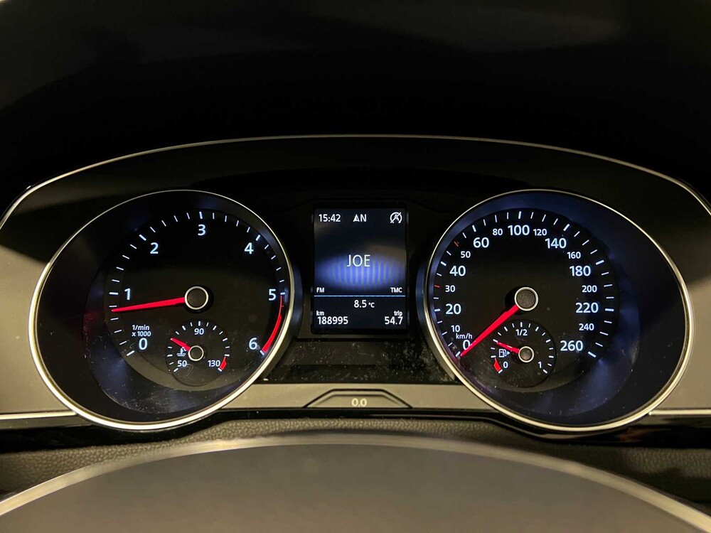 Volkswagen Passat Variant 1.6 TDI Connected Series Plus 120PS 2017, L-560-SZ