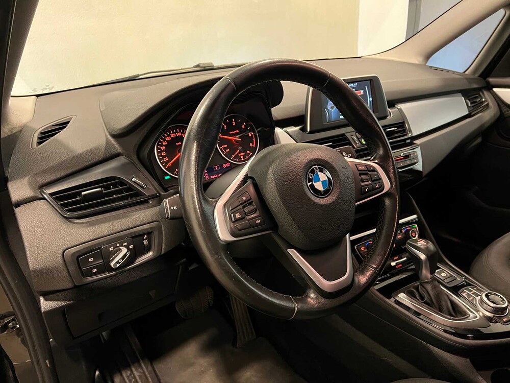 BMW 216d Gran Tourer Steptronic8 Corporate Lease Executive 2-serie 150pk 2017 ORIG-NL, PD-487-S