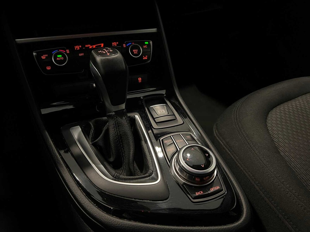 BMW 216d Gran Tourer Steptronic8 Corporate Lease Executive 2-serie 150pk 2017 ORIG-NL, PD-487-S