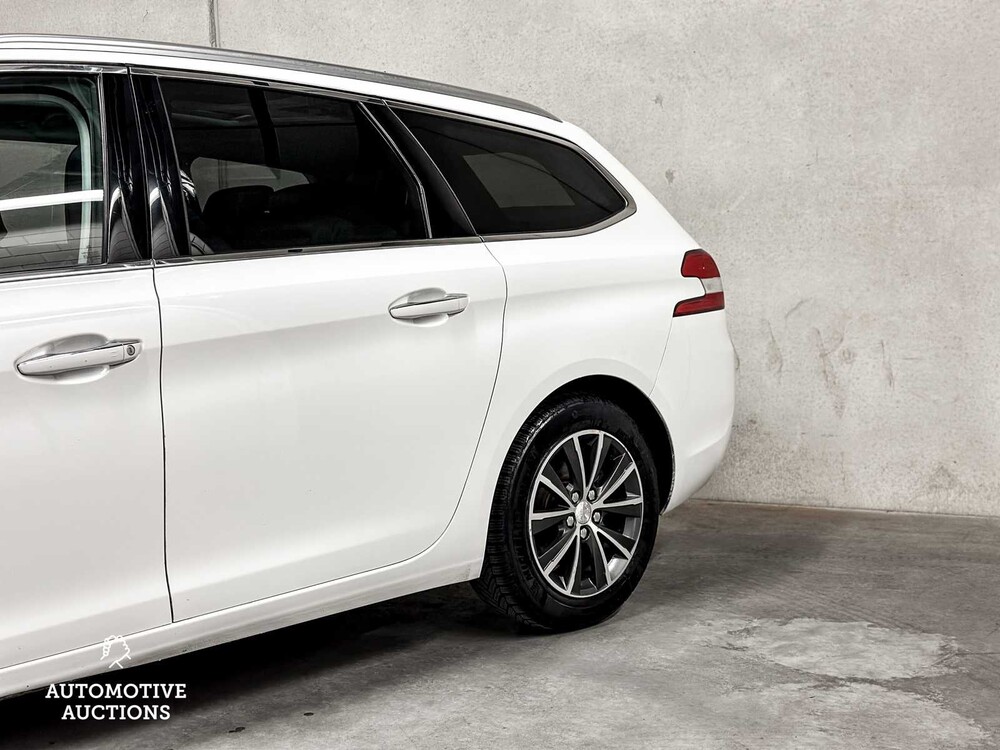 Peugeot 308 SW 1.2 PureTech Allure 110pk 2016 ORIG-NL, HK-039-Z