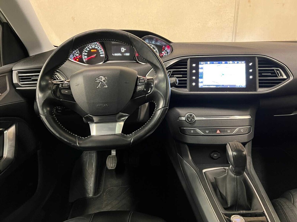 Peugeot 308 SW 1.2 PureTech Allure 110pk 2016 ORIG-NL, HK-039-Z