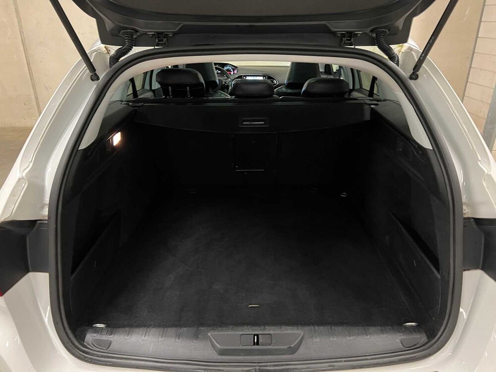 Peugeot 308 SW 1.2 PureTech Allure 110pk 2016 ORIG-NL, HK-039-Z