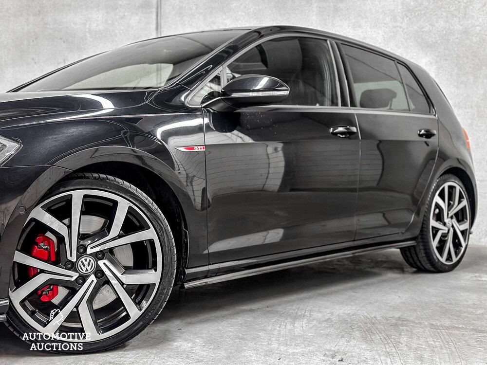 Volkswagen Golf GTI PERFORMANCE 2.0 TSI 245pk 2018, XF-632-L