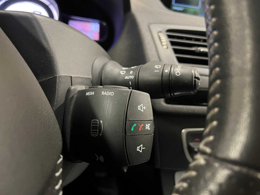 Renault Mégane Estate 1.2 TCe Bose -AUTOMAAT- 132pk -EDC- 2015 ORIG-NL, 7-ZSR-08