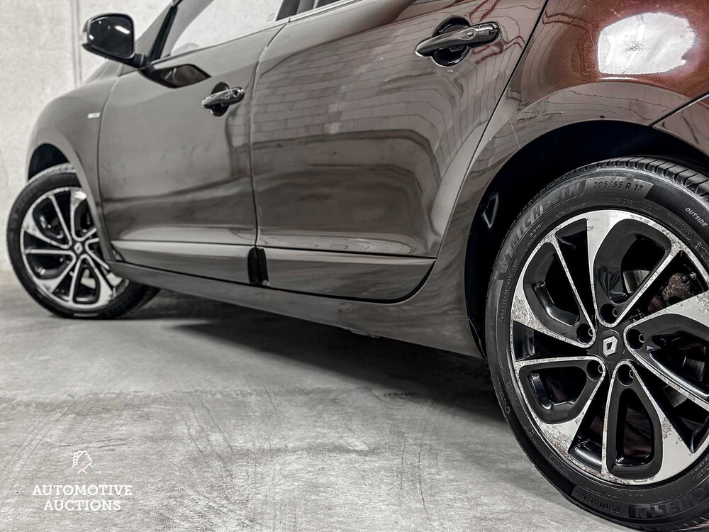 Renault Mégane Estate 1.2 TCe Bose -AUTOMAAT- 132pk -EDC- 2015 ORIG-NL, 7-ZSR-08