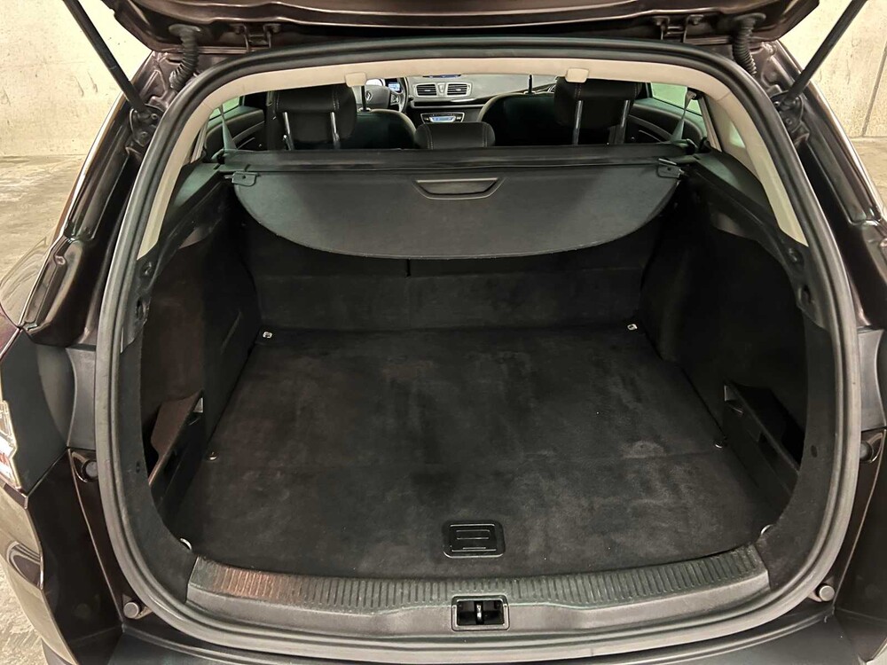 Renault Mégane Estate 1.2 TCe Bose -AUTOMAAT- 132pk -EDC- 2015 ORIG-NL, 7-ZSR-08