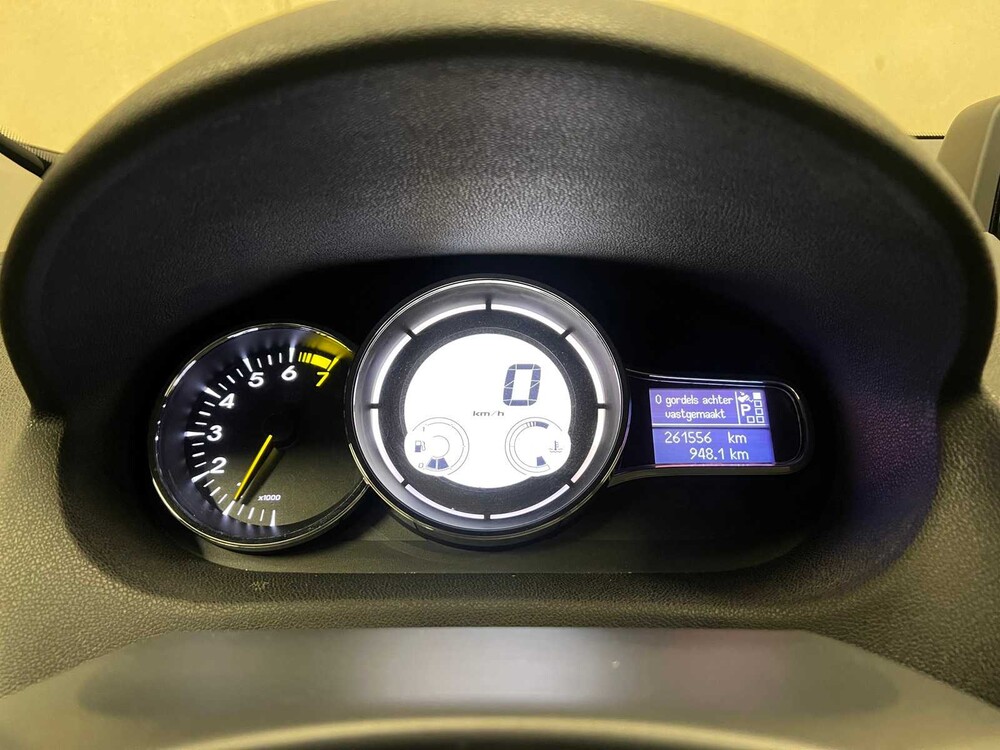 Renault Mégane Estate 1.2 TCe Bose -AUTOMAAT- 132pk -EDC- 2015 ORIG-NL, 7-ZSR-08