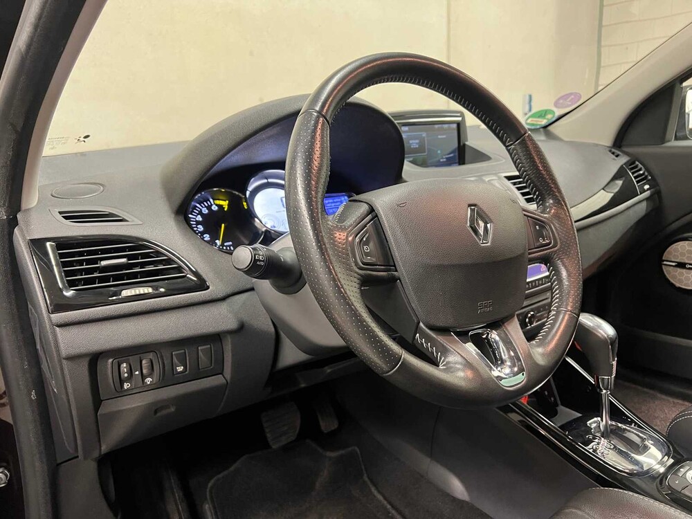 Renault Mégane Estate 1.2 TCe Bose -AUTOMAAT- 132pk -EDC- 2015 ORIG-NL, 7-ZSR-08