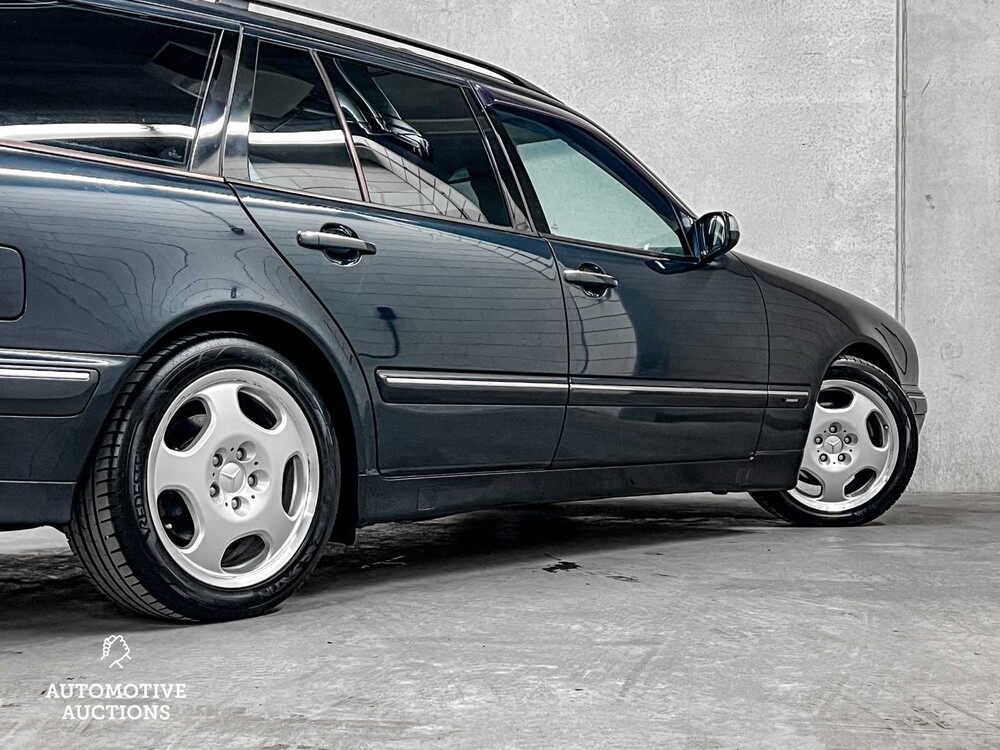 Mercedes-Benz E430 Elegance 4.3 V8 4Matic E-Klasse 279PS 2000, SX-869-X