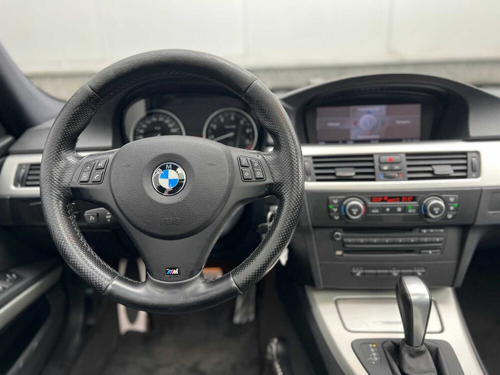 BMW 330xi Touring Executive 272pk 2007 ORIG-NL 3-Serie, 82-ZB-BD