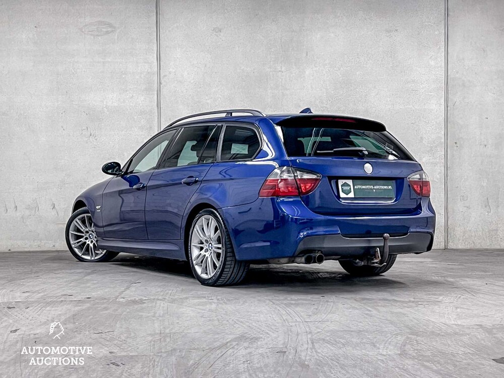 BMW 330xi Touring Executive 272pk 2007 ORIG-NL 3-Serie, 82-ZB-BD