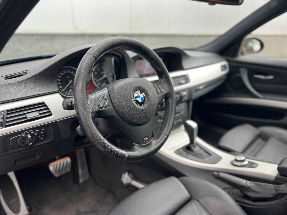 BMW 330xi Touring Executive 272pk 2007 ORIG-NL 3-Serie, 82-ZB-BD