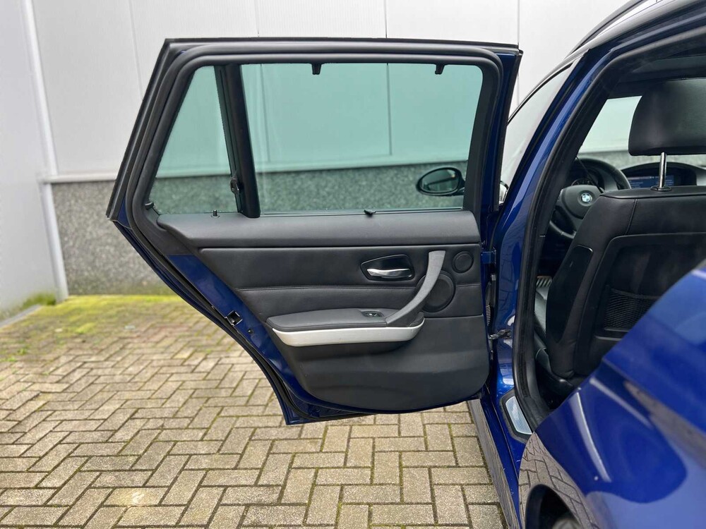 BMW 330xi Touring Executive 272pk 2007 ORIG-NL 3-Serie, 82-ZB-BD