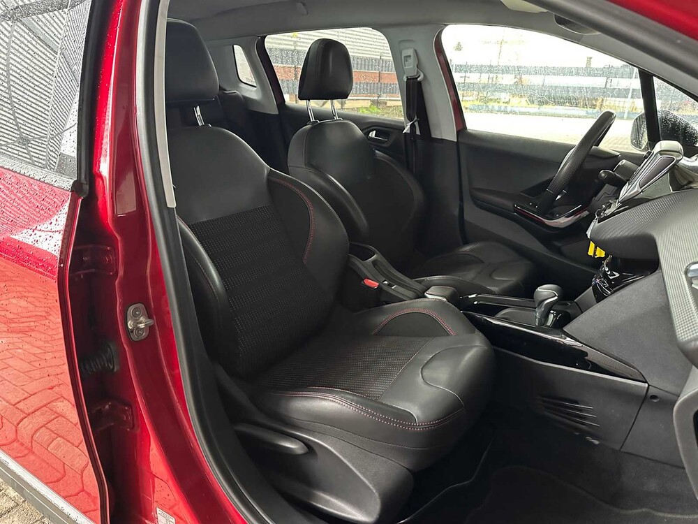 Peugeot 2008 1.2 PureTech Allure 110pk 2017, SZ-144-F