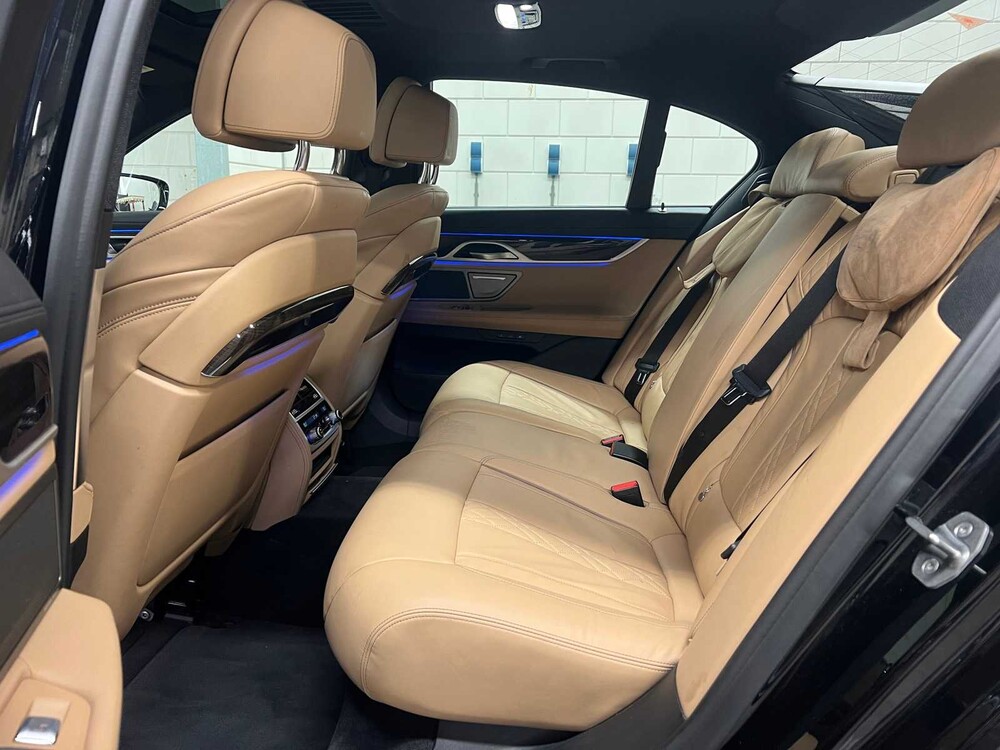 BMW 745e M-sport parts Plug-In Hybride G11 ORG-NL 394pk 2019 -Orig. NL- 7-Serie, ZR-171-V