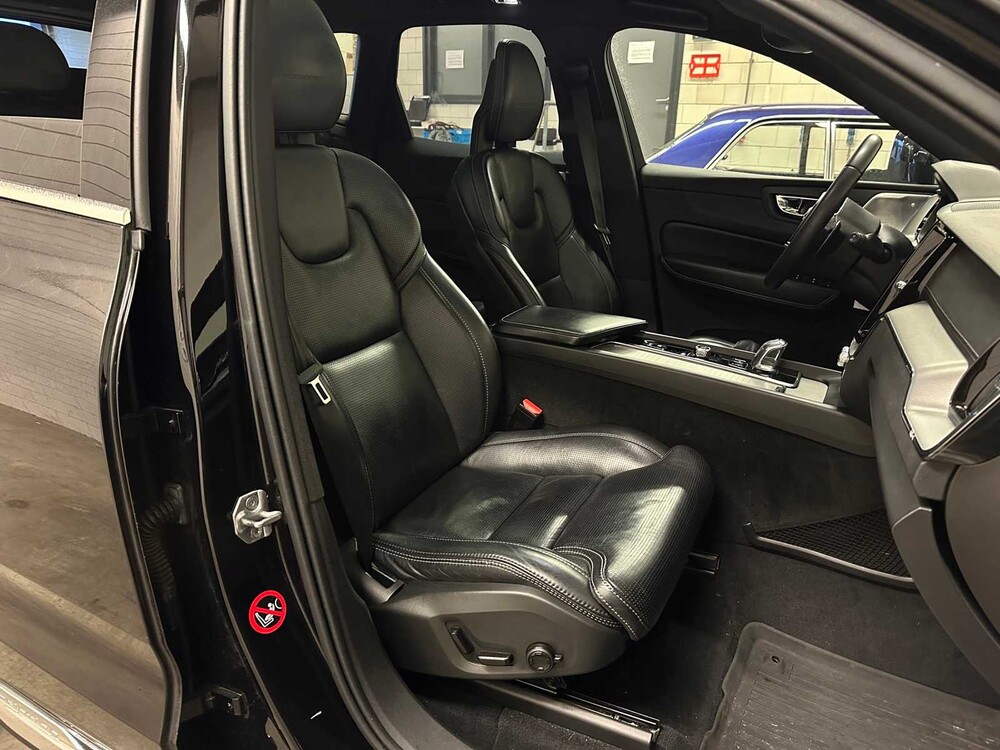 Volvo XC60 2.0 T8 Twin Engine AWD Inscription 320pk 2018 ORIG-NL, RT-437-X