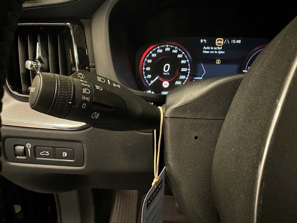 Volvo XC60 2.0 T8 Twin Engine AWD Inscription 320pk 2018 ORIG-NL, RT-437-X