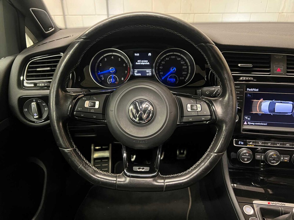 Volkswagen Golf R VII 2.0 TSI 4Motion 370PK 2015, SH-961-J