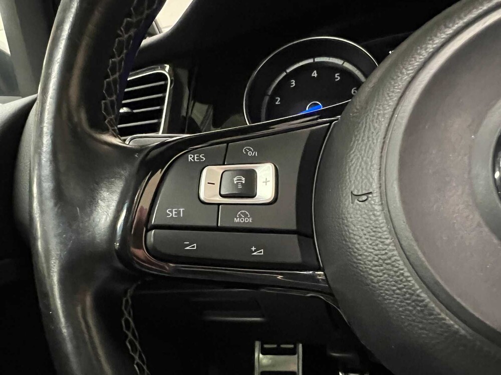 Volkswagen Golf R VII 2.0 TSI 4Motion 370PK 2015, SH-961-J