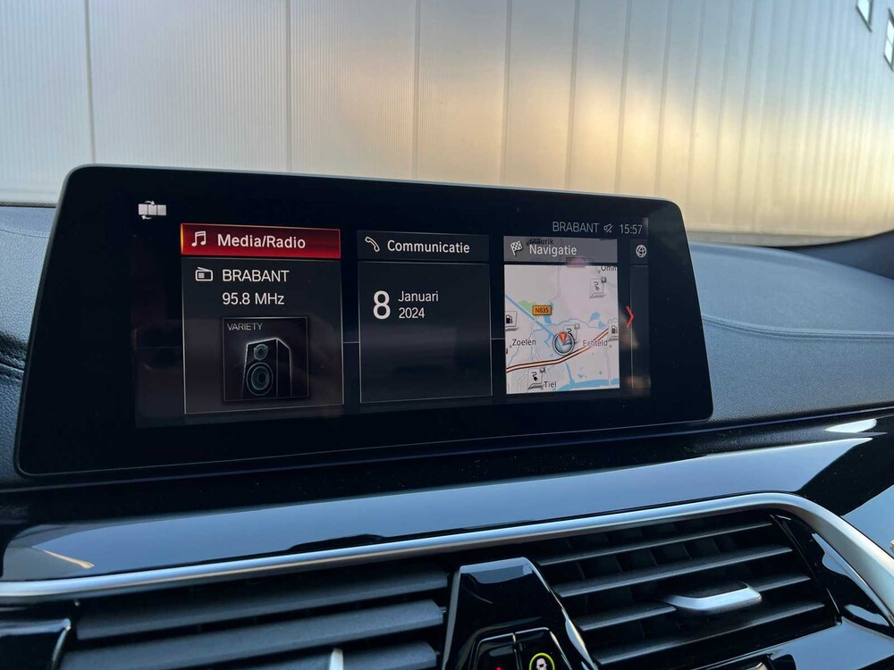 BMW 530e iPerformance High Executive G30 293pk 2018 5-serie -ORIG. NL-, RV-702-V