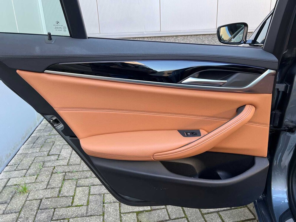 BMW 530e iPerformance High Executive G30 293pk 2018 5-serie -ORIG. NL-, RV-702-V