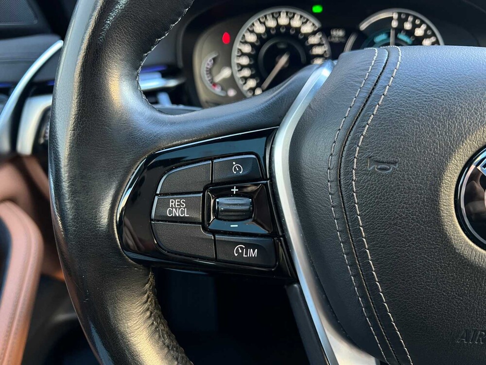 BMW 530e iPerformance High Executive G30 293pk 2018 5-serie -ORIG. NL-, RV-702-V