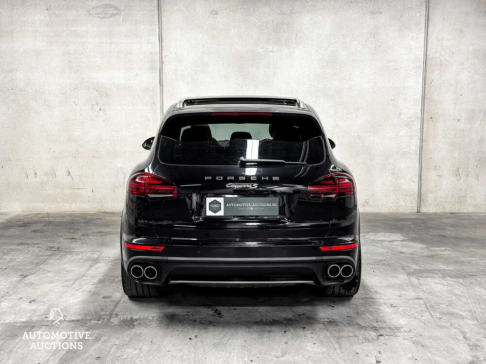 Porsche Cayenne S E-Hybrid 3.0 V6 416pk FACELIFT Sport-Chrono 2015 ORIG-NL, 6-ZGG-63