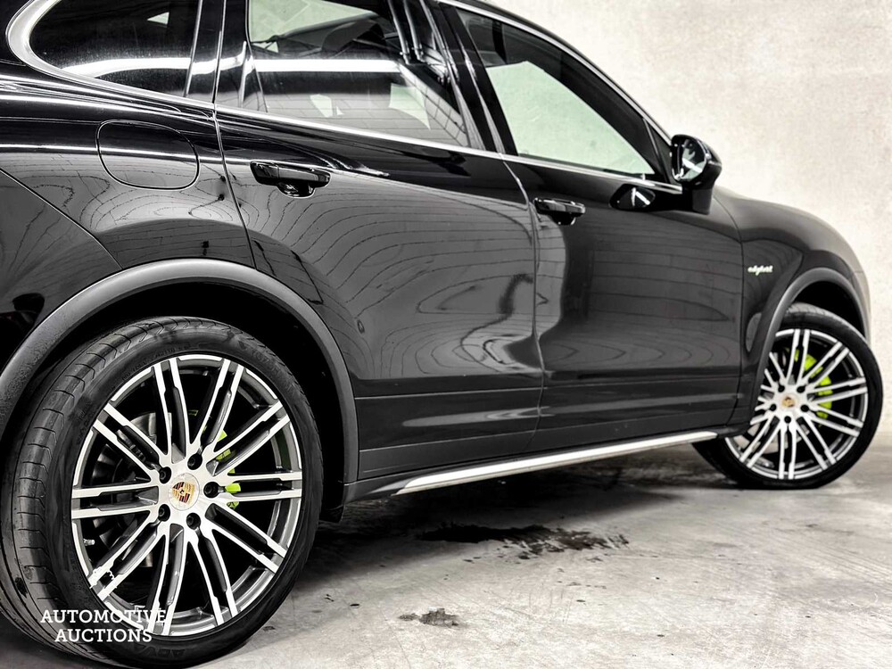 Porsche Cayenne S E-Hybrid 3.0 V6 416pk FACELIFT Sport-Chrono 2015 ORIG-NL, 6-ZGG-63