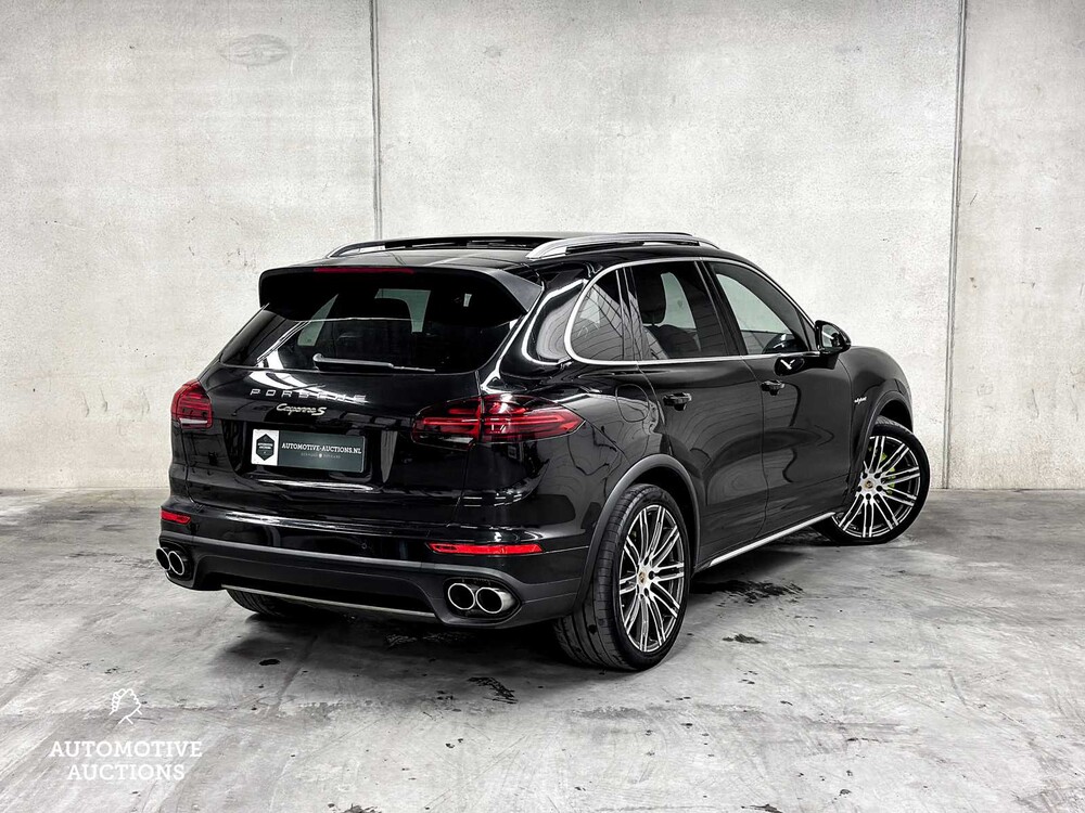 Porsche Cayenne S E-Hybrid 3.0 V6 416pk FACELIFT Sport-Chrono 2015 ORIG-NL, 6-ZGG-63