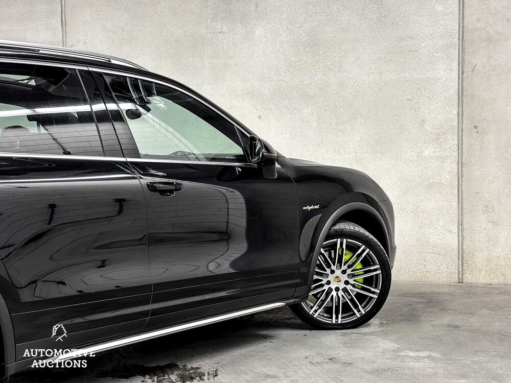 Porsche Cayenne S E-Hybrid 3.0 V6 416pk FACELIFT Sport-Chrono 2015 ORIG-NL, 6-ZGG-63
