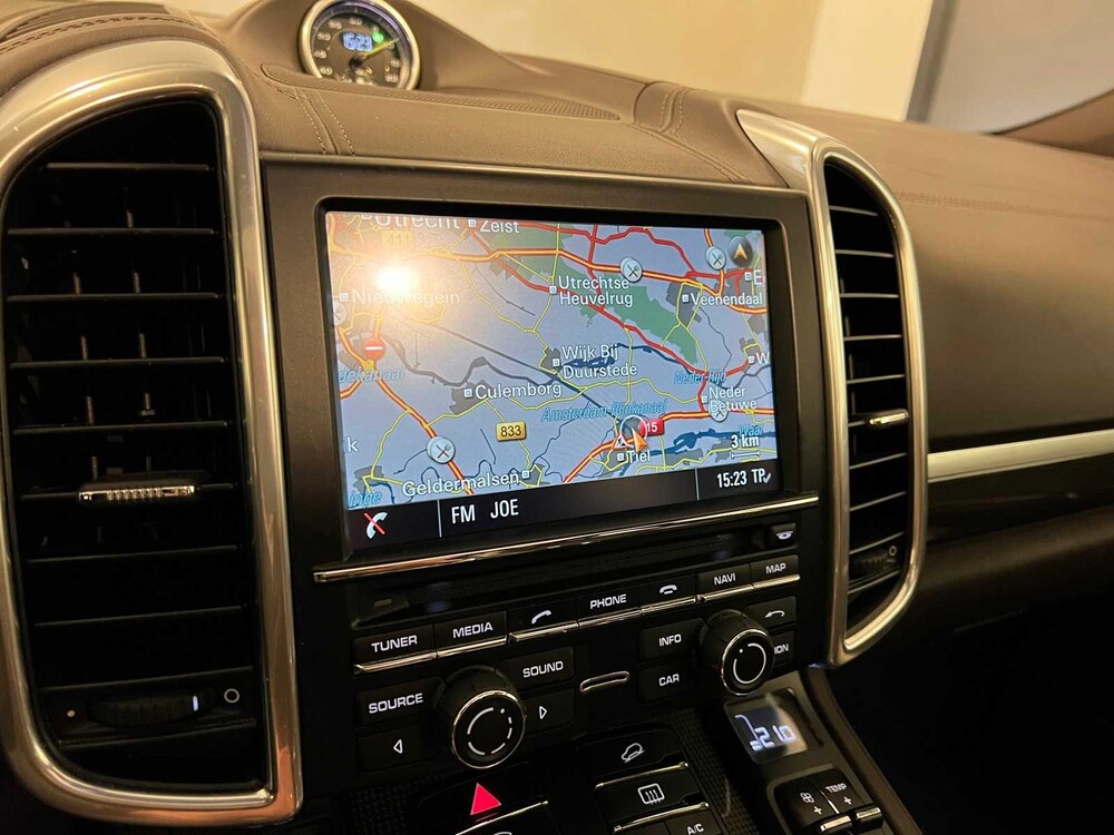 Porsche Cayenne S E-Hybrid 3.0 V6 416pk FACELIFT Sport-Chrono 2015 ORIG-NL, 6-ZGG-63