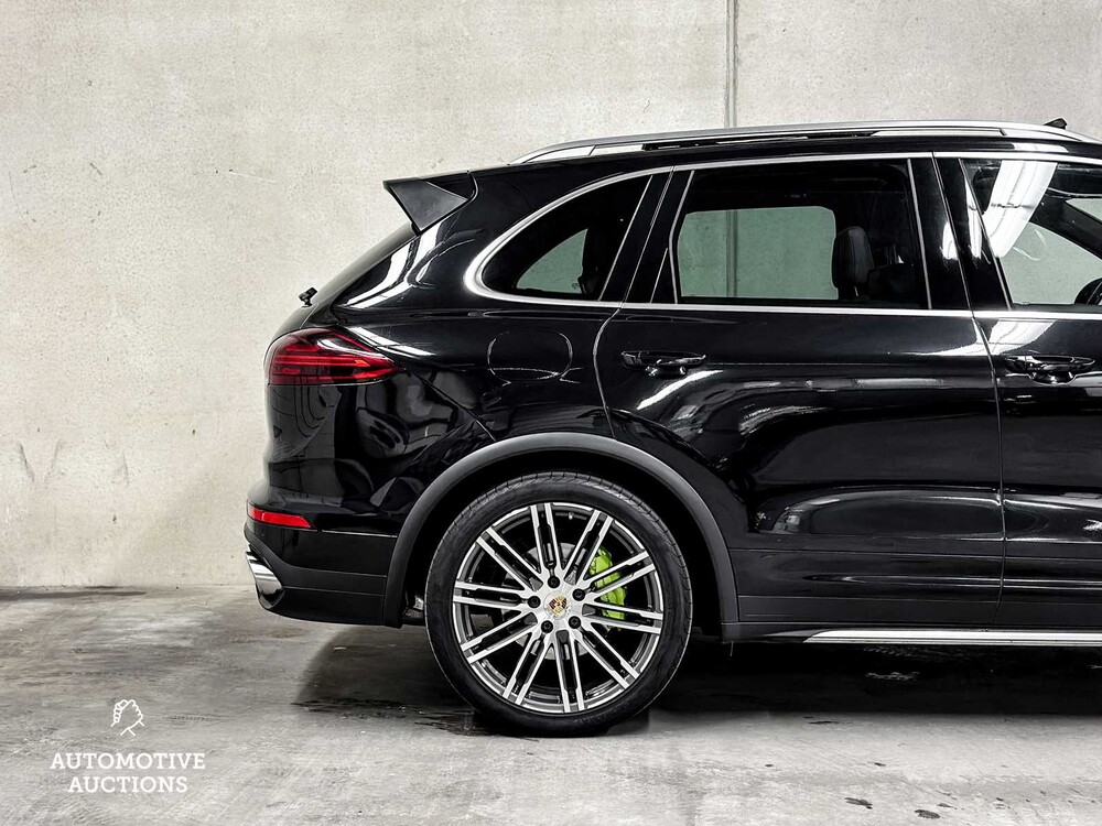 Porsche Cayenne S E-Hybrid 3.0 V6 416pk FACELIFT Sport-Chrono 2015 ORIG-NL, 6-ZGG-63