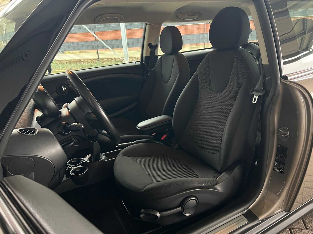 Mini 1.6 One 75pk 2011, N-794-GD