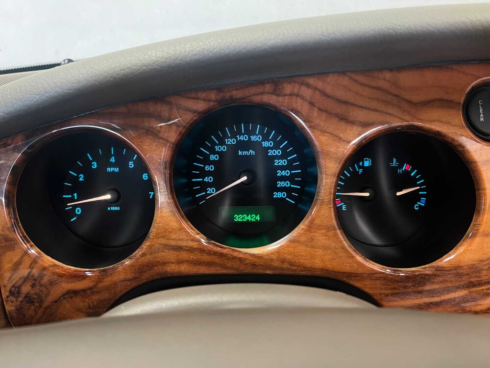 Jaguar XK8 4.0 V8 Convertible 284pk 2000, 07-XJ-GG -Youngtimer-