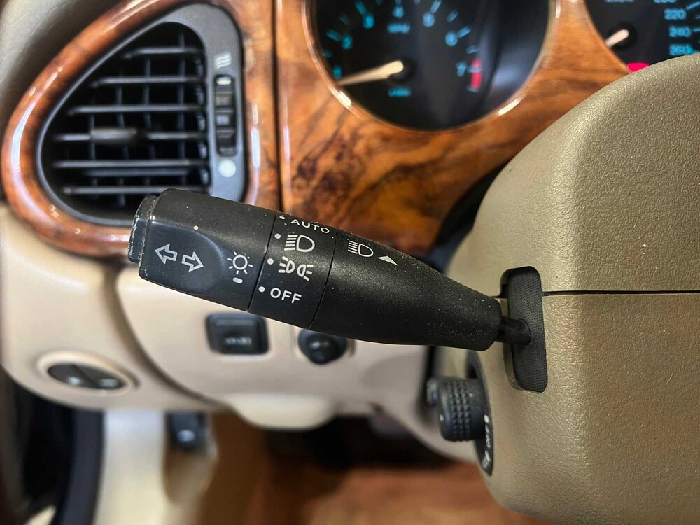 Jaguar XK8 4.0 V8 Convertible 284pk 2000, 07-XJ-GG -Youngtimer-