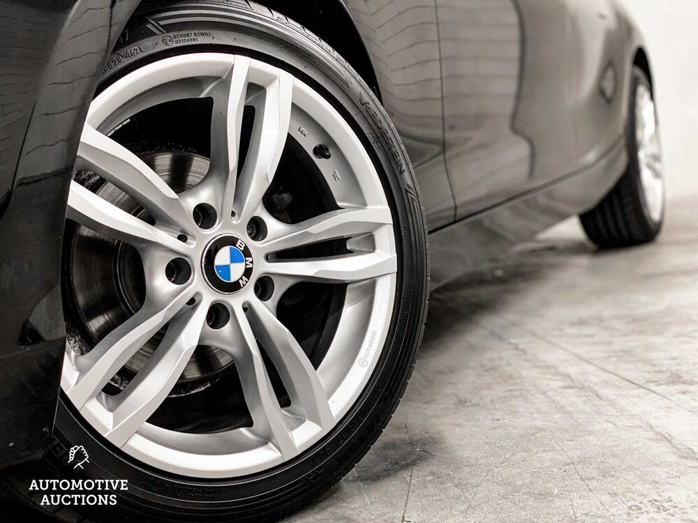 BMW 116i Sport Line Upgrade Edition 136pk 2012 1-serie -Orig. NL-, 54-XZF-8