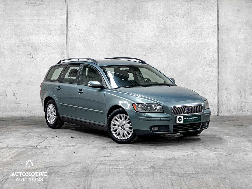 Volvo V50 2.4 Momentum 140pk 2004 ORIG-NL, 07-PG-KZ